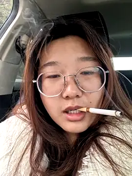 sisi-maiden online show from 03/04/26, 12:38