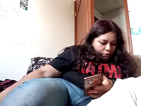 Kitty WetXxX online show from 09/19/25, 09:26