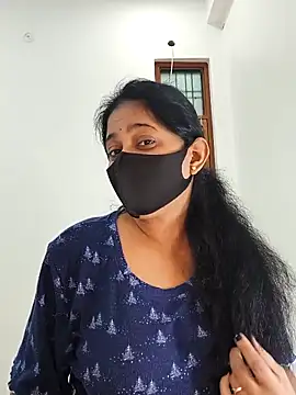 Snapshot of Your-Vedika chatting on 11/16/25, 09:04 Your-Vedika online show from 11/16/25, 09:04