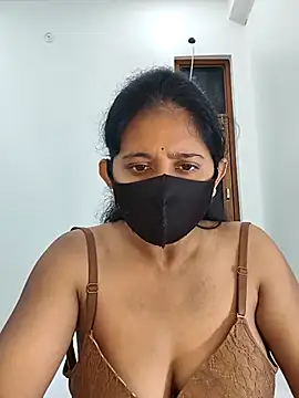 Snapshot of Your-Vedika chatting on 11/17/25, 06:57 Your-Vedika online show from 11/17/25, 06:57