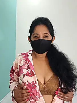 Snapshot of Your-Vedika chatting on 12/17/25, 11:05 Your-Vedika online show from 12/17/25, 11:05