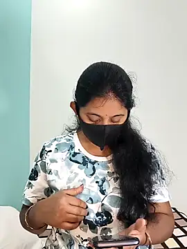 Snapshot of Your-Vedika chatting on 12/22/25, 09:39 Your-Vedika online show from 12/22/25, 09:39