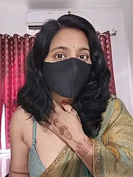 Snapshot of Your-Vedika chatting on 06/14/26, 10:28 Your-Vedika online show from 06/14/26, 10:28