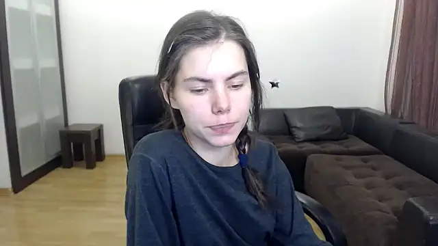 AmelieReve online show from 10/23/25, 05:01