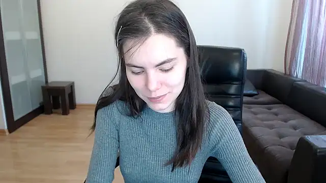 AmelieReve online show from 10/26/25, 10:43