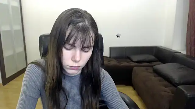 AmelieReve online show from 11/10/25, 06:51