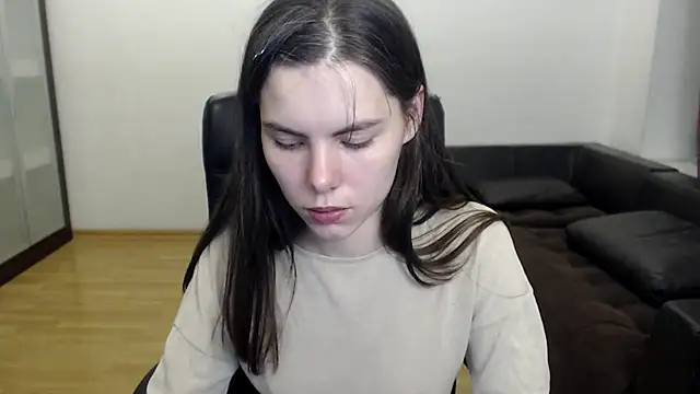 AmelieReve online show from 11/17/25, 06:14