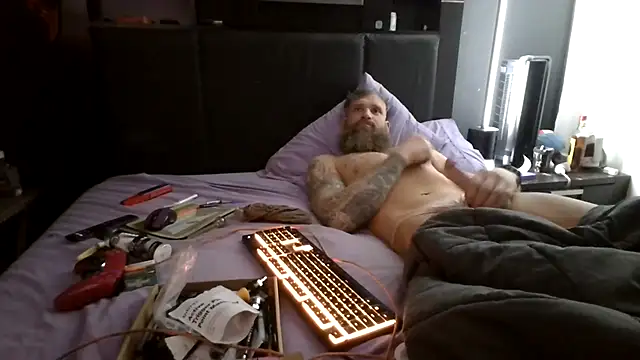 Werg9998 online show from 04/16/26, 07:31