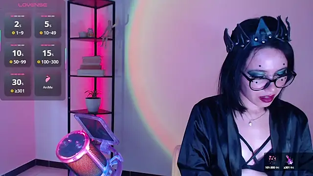 girldom online show from 09/11/25, 03:34