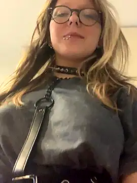 VesnaCrystal online show from 12/14/25, 05:24