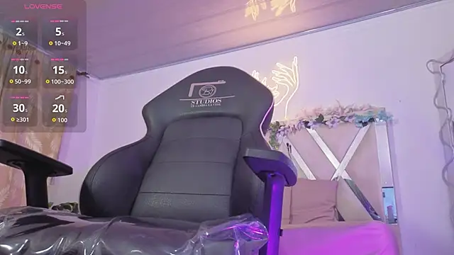 ZURY TAY online show from 03/17/26, 11:35