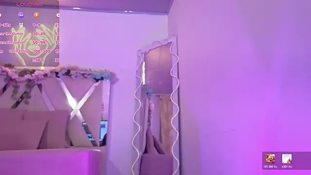 ZURY TAY online show from 04/01/26, 11:44