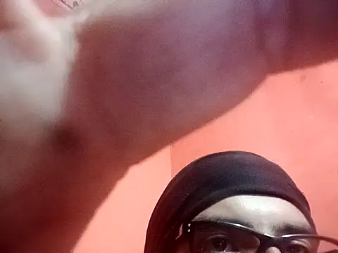 Hay-Viene-El-Huyy online show from 04/28/26, 12:54