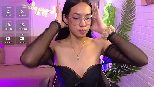 artemiss tay online show from 10/02/25, 07:21