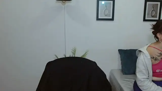 Evanss lx online show from 05/28/26, 03:09