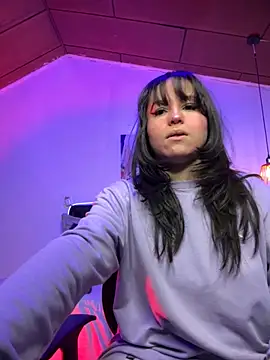 Eymmy 24 online show from 10/23/25, 02:11