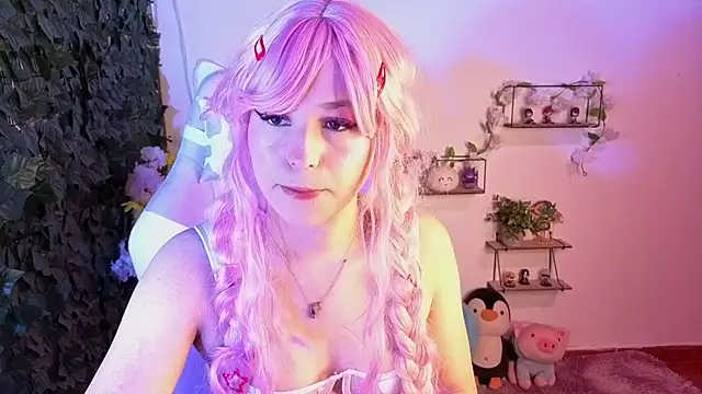 Eymmy 24 online show from 06/01/26, 01:40