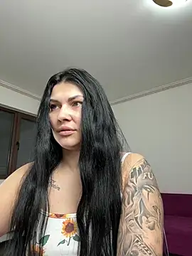 MiaKiittyy online show from 01/14/26, 05:40