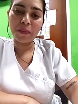 yesi-nursehot online show from 01/11/26, 04:50