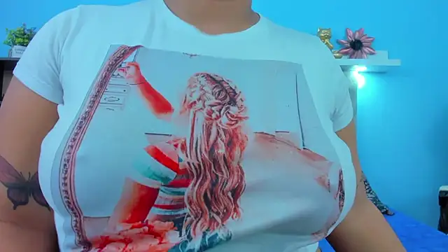 neferet opal online show from 12/20/25, 12:18