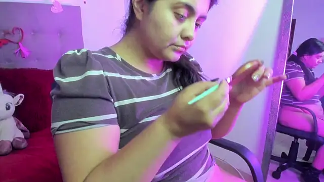 TifanyAmazinng online show from 02/18/26, 12:45