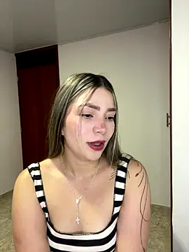 Snapshot of Chantel_sam chatting on 11/12/25, 04:35 Chantel sam online show from 11/12/25, 04:35