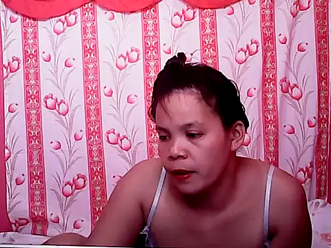 Snapshot of Sexylyka30 chatting on 02/03/26, 05:05 Sexylyka30 online show from 02/03/26, 05:05