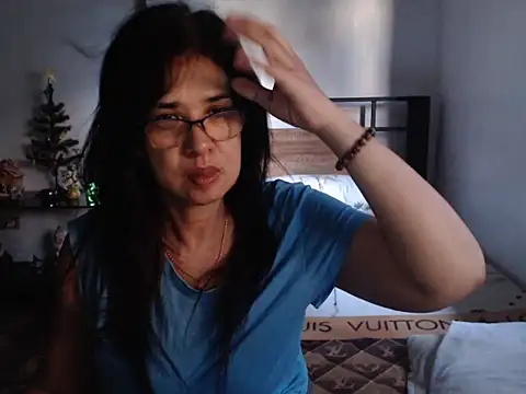 Prettysweetmum online show from 05/01/26, 10:25