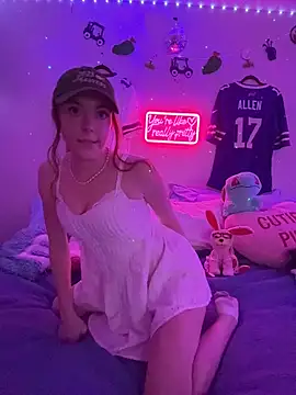 babygingerboo online show from 04/12/26, 07:35