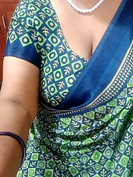 tami lavanya online show from 10/03/25, 09:28