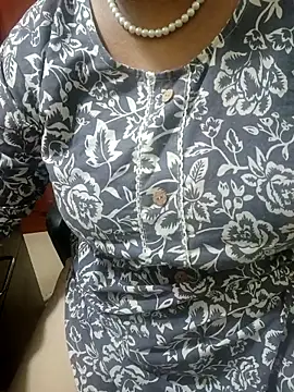 tami lavanya online show from 10/04/25, 05:55