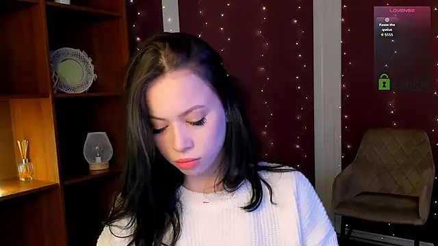 Snapshot of amanda-miki chatting on 12/16/25, 02:22 amanda-miki online show from 12/16/25, 02:22