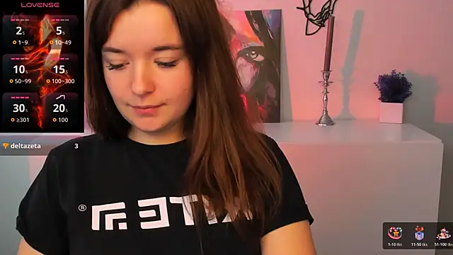 nika-still online show from 10/26/25, 09:37