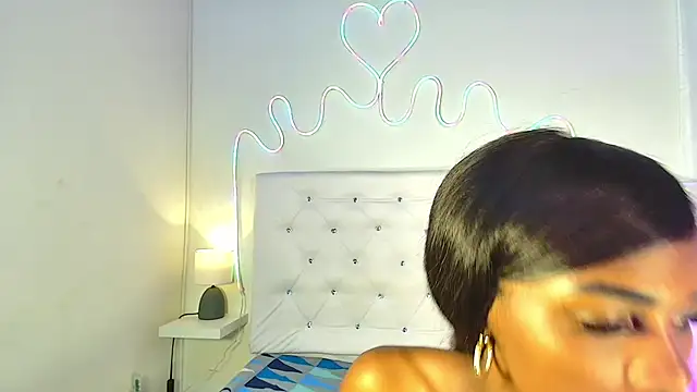 tatixxxvega online show from 09/17/25, 01:13