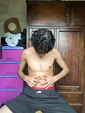 Axel-Mejia online show from 10/30/25, 02:51