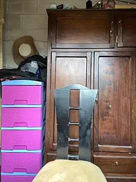 Axel-Mejia online show from 12/01/25, 07:41