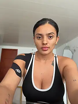 AnaaFaith  online show from 04/08/26, 07:03