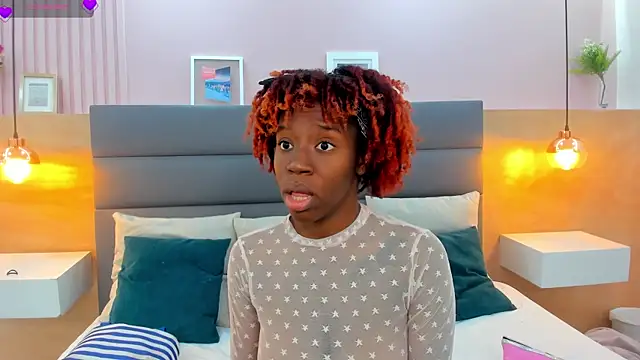  emma willliams  online show from 10/01/25, 02:34