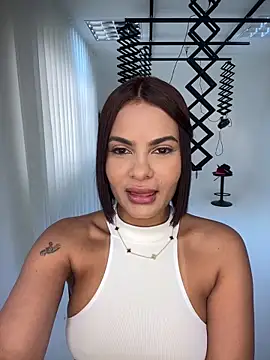 IrinaVelvet online show from 10/18/25, 04:52