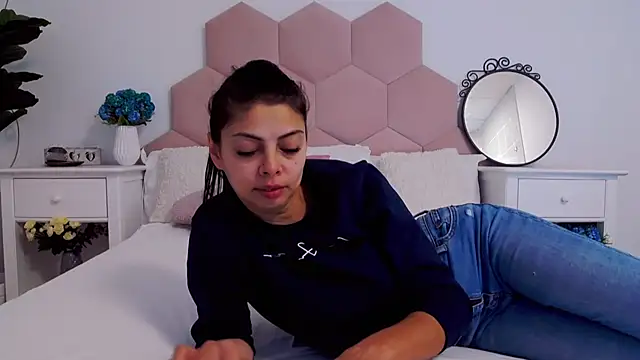 LadyLiia online show from 01/03/25, 05:17