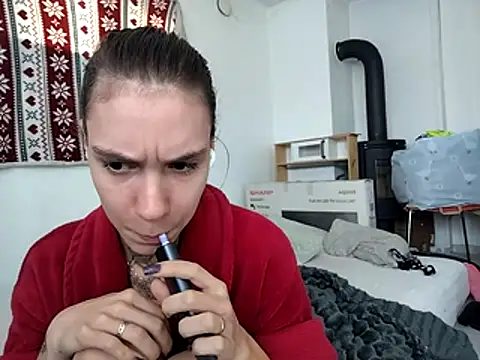 HoneySquirrel online show from 10/19/25, 11:22