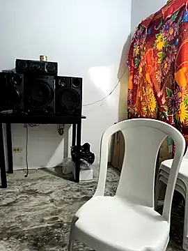 Snapshot of giannis090 chatting on 11/16/25, 09:31 giannis090 online show from 11/16/25, 09:31