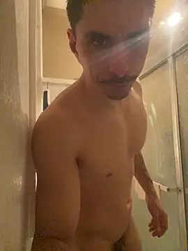 Snapshot of SlimSexxxy69 chatting on 02/10/26, 11:25 SlimSexxxy69 online show from 02/10/26, 11:25