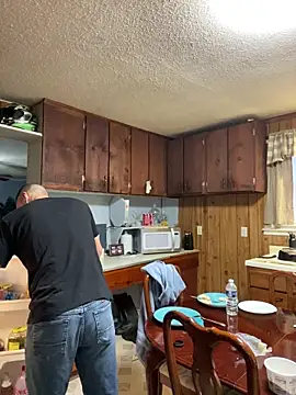 Snapshot of SlimSexxxy69 chatting on 02/15/26, 02:36 SlimSexxxy69 online show from 02/15/26, 02:36