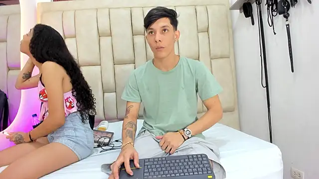 ZafiroAndFlynn online show from 06/02/26, 02:46