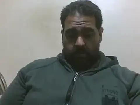 elpoop7305 online show from 12/16/25, 06:57