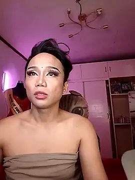 YourNikkieXxx online show from 10/24/25, 03:41