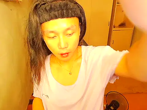 YourNikkieXxx online show from 11/02/25, 09:00