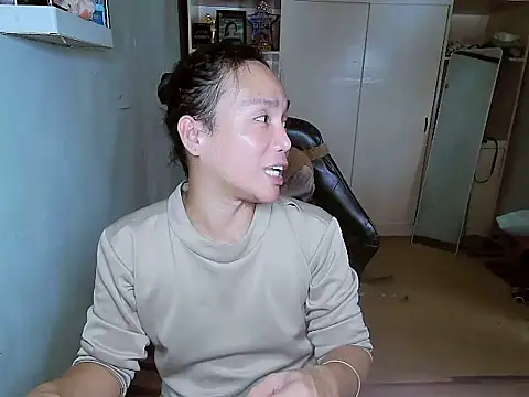 YourNikkieXxx online show from 12/04/25, 07:06