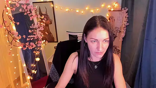 Aurora Loveu online show from 02/08/26, 09:51